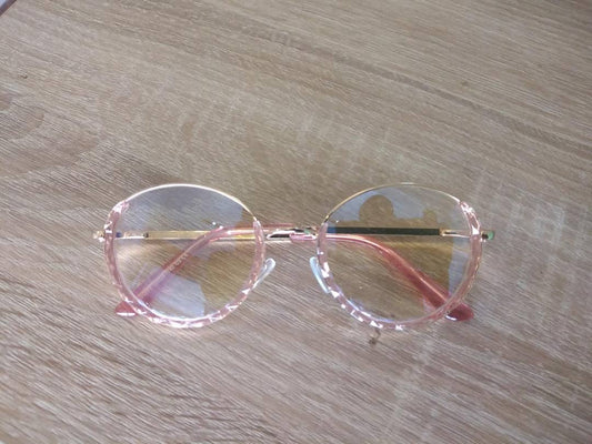 PINK GLASSES