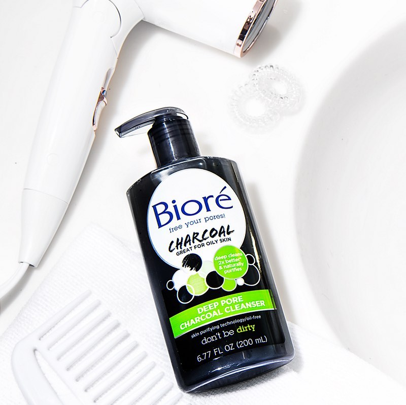 BIORÉ CHARCOAL CLEANSER - E-Pharmacy Ghana